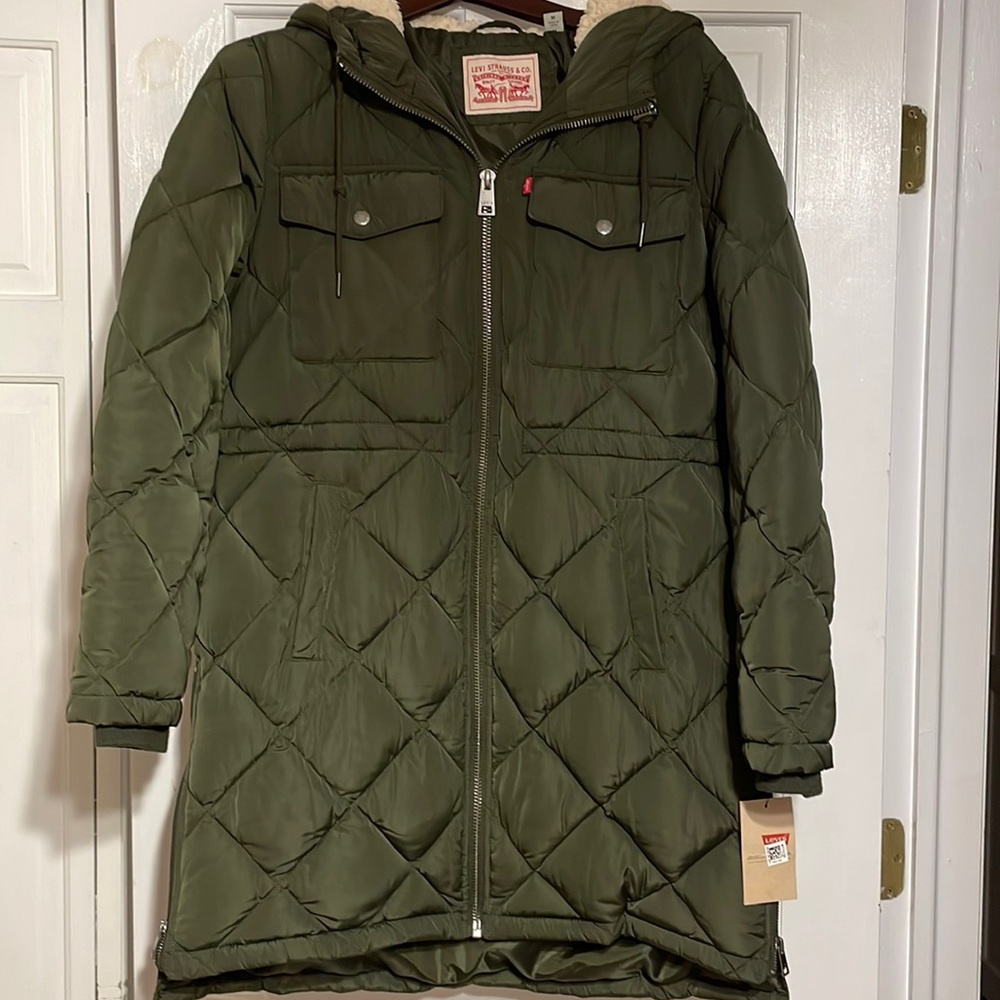 NWT Levi Strauss Puffer